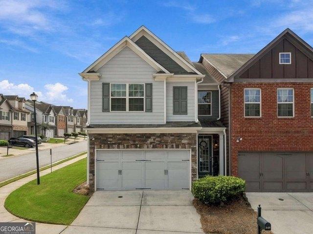 Townhouse for sale in Buford, Gwinnett County