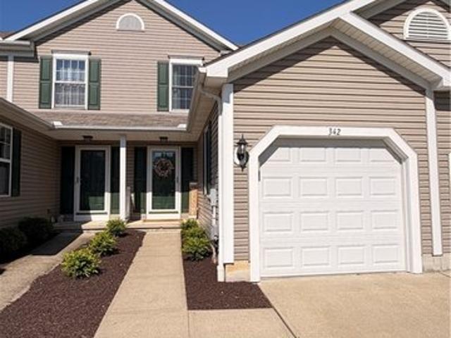 Townhouse for sale in Avon Lake, Ohio
