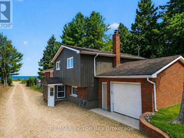 House for sale in Wasaga Beach, Ontario