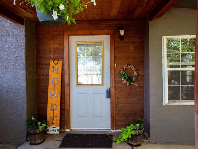 House for sale in Fritch, Texas