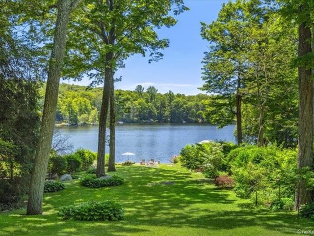 House for sale in Putnam Valley, New York
