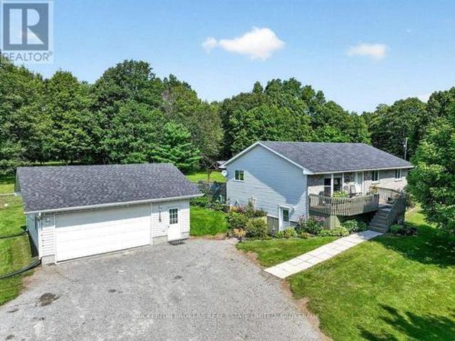 House for sale in Lyndhurst, Ontario