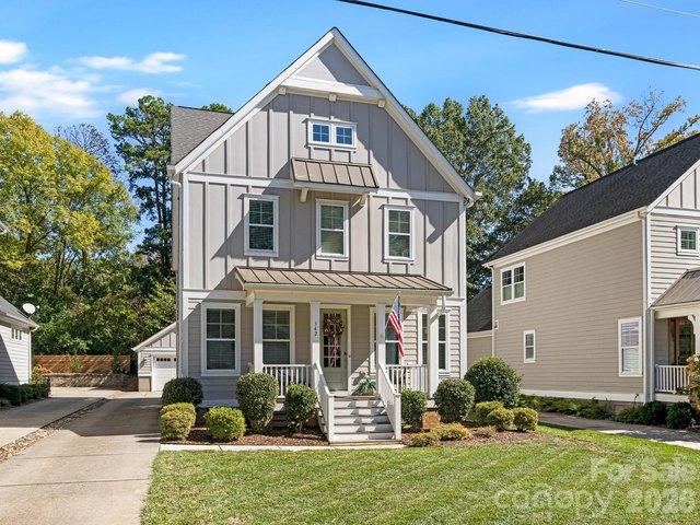 House for sale in Matthews, Mecklenburg County