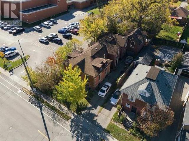 House for sale in O'Neill, Oshawa