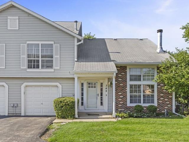 Townhouse for sale in Bolingbrook, Illinois