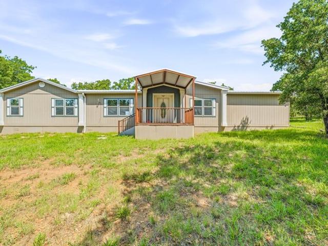 House for sale in De Young, Texas