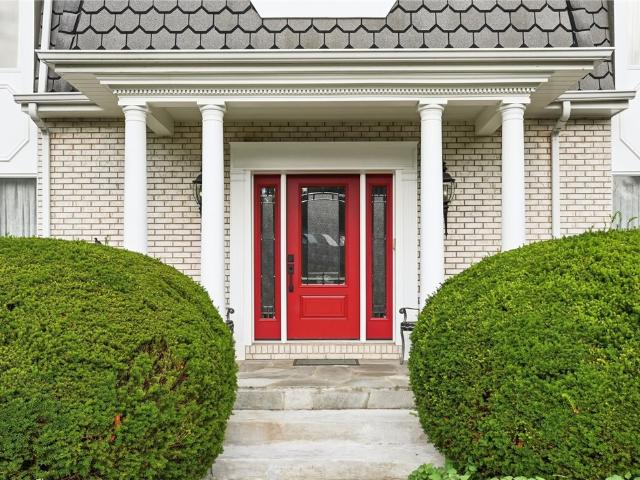 House for sale in Royal Court, Cheswick