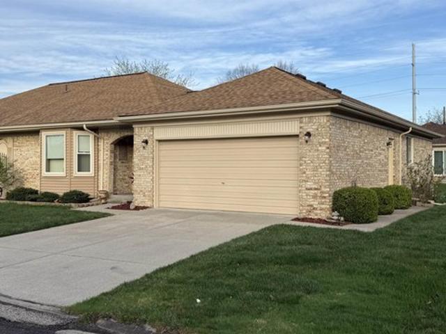 Condo for sale in Fraser, Michigan