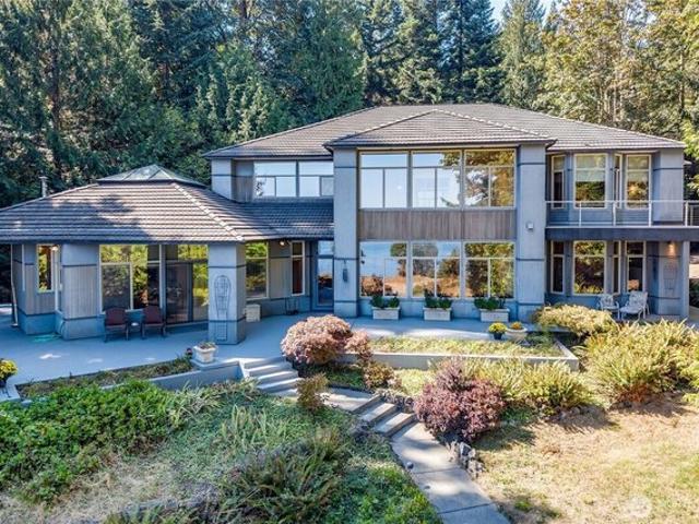 House for sale in Kingston, Washington