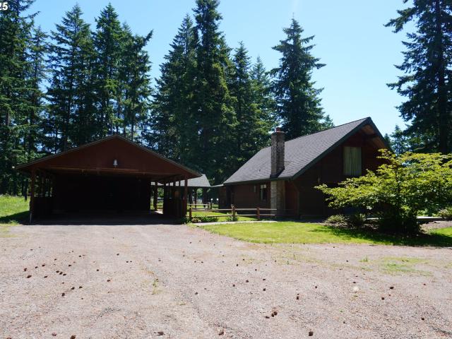 House for sale in La Center