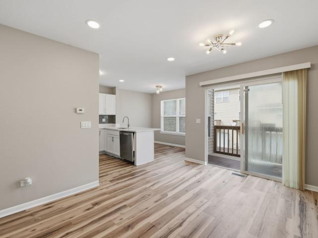 Townhouse for sale in Round Lake, Illinois