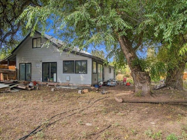 House for sale in Chattaroy, Washington