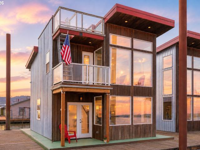 House for sale in Oregonia