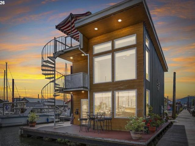 House for sale in Oregonia