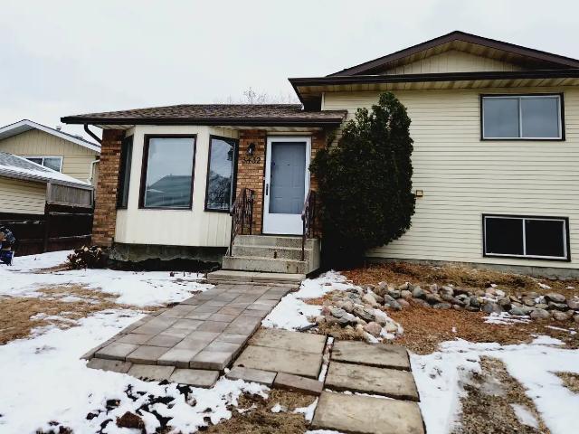 House for rent in Wedgewood, Alberta