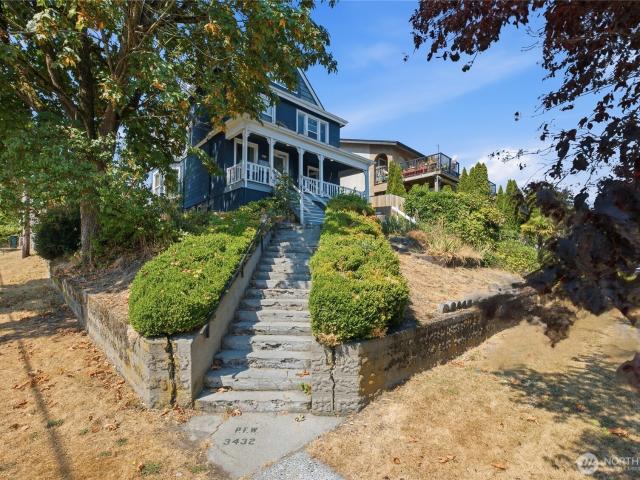 House for sale in Everett, Washington