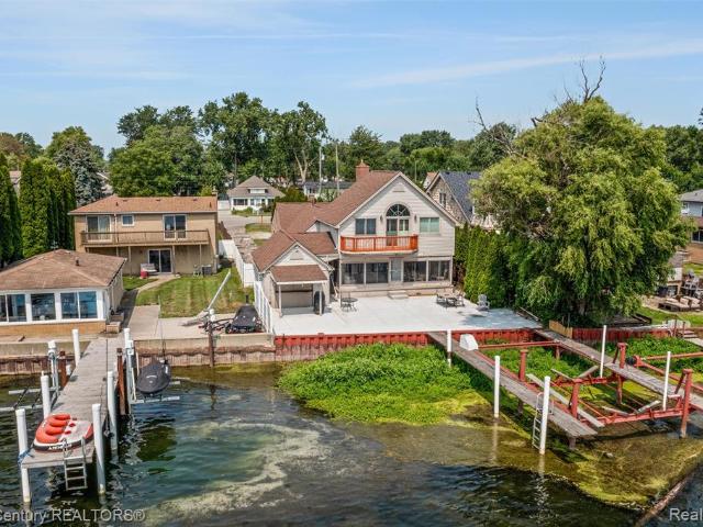 House for sale in Harrison Township, Michigan