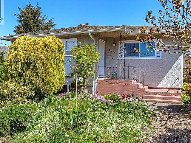 House for sale in Victoria, British Columbia
