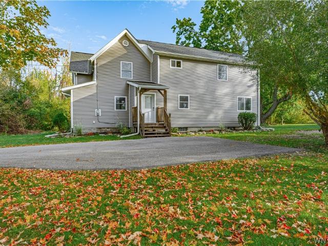House for sale in Town of Newfane, Niagara County