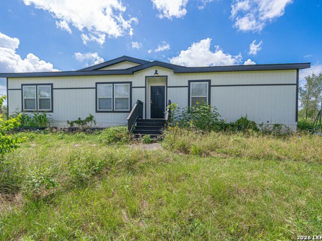 House for sale in Kingsbury, Texas