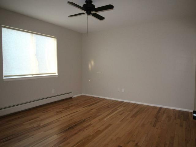 Condo for rent in Royal Oak