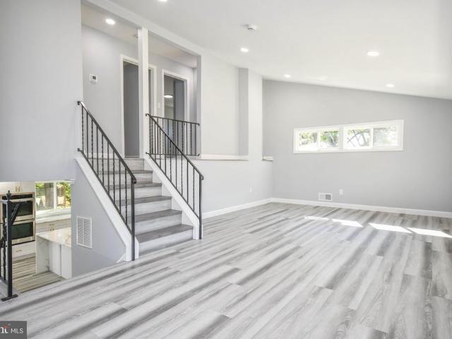 House for sale in Nob Hill, Columbia
