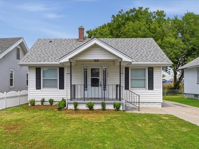 House for sale in Council Bluffs, Iowa