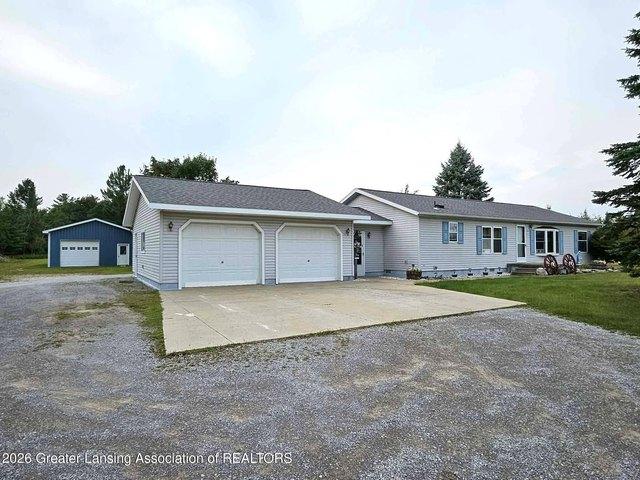 House for sale in Ossineke, Michigan