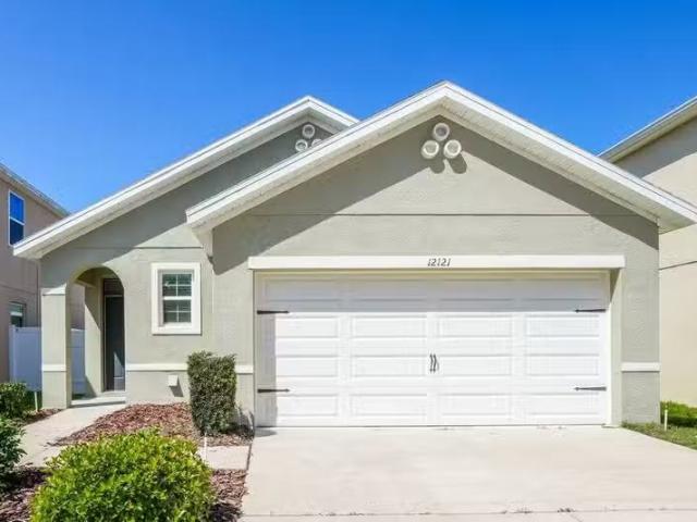 House for rent in Riverview
