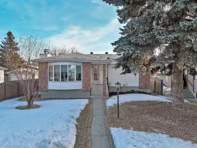 House for sale in Wedgewood, Alberta