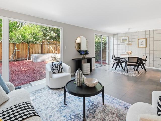 Townhouse for sale in Pomeroy West, Santa Clara