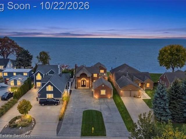 House for sale in Harrison Township, Macomb County