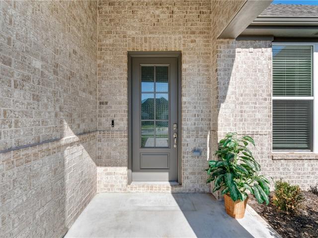 House for sale in Fayetteville, Washington County