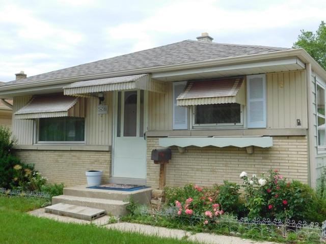 House for sale in Milwaukee, Wisconsin