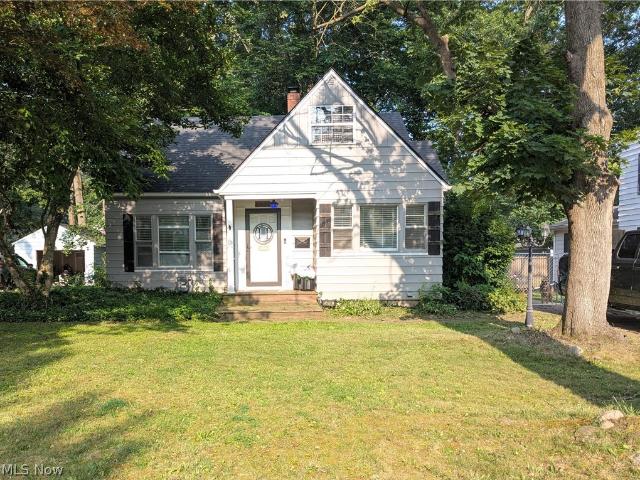 House for sale in Summit, Ohio