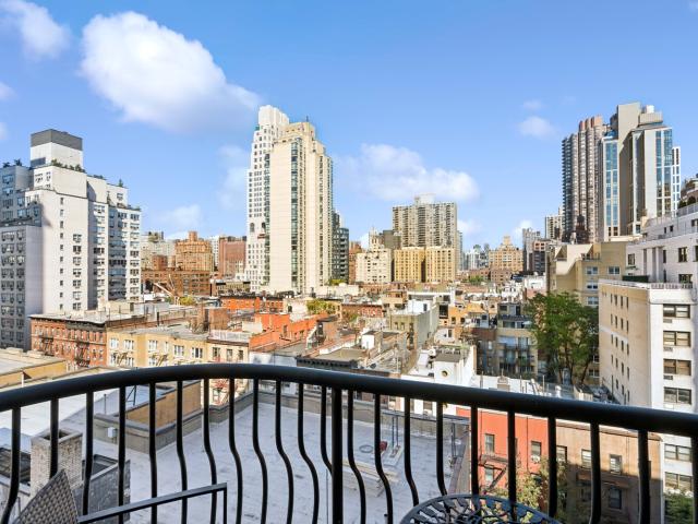 Condo for sale in Arverne, New York