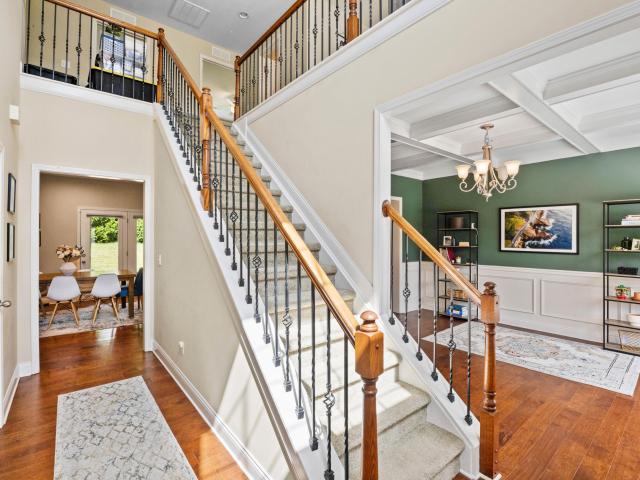 House for sale in Pickway Korner, Lexington