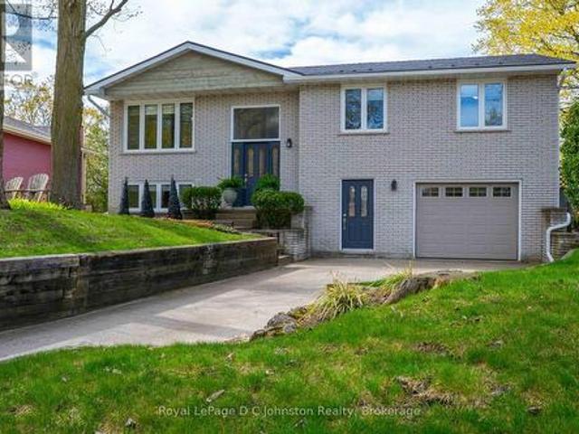 House for sale in Saugeen Shores, Ontario