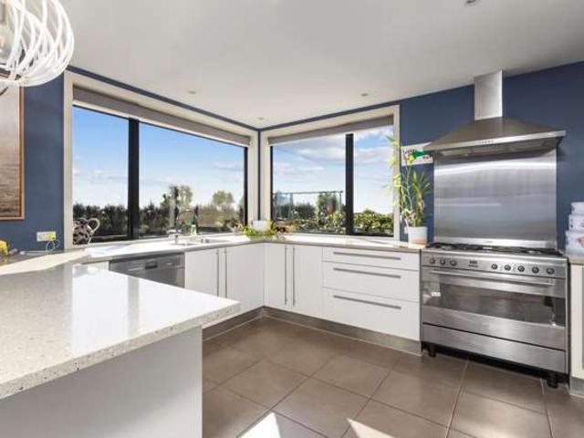 Property for sale in Saint Andrews, Canterbury