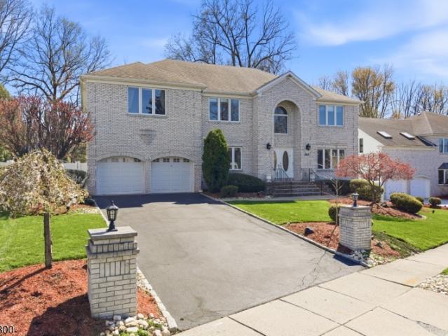 House for sale in Edison, New Jersey