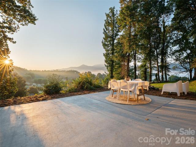 House for sale in Burnsville, Yancey County