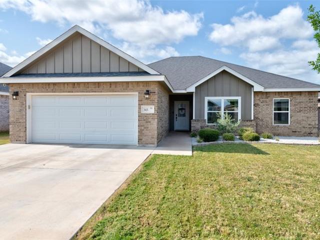 House for sale in Taylor, Texas