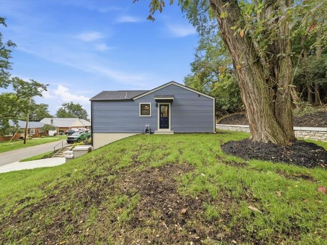 House for sale in Rosslyn Heights, Carnegie