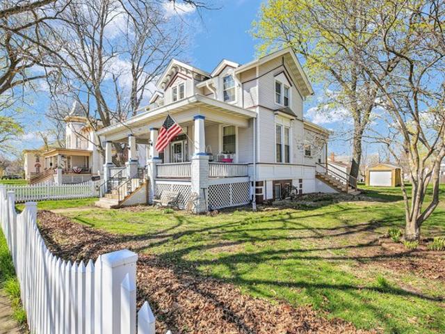 House for sale in Ford, Illinois