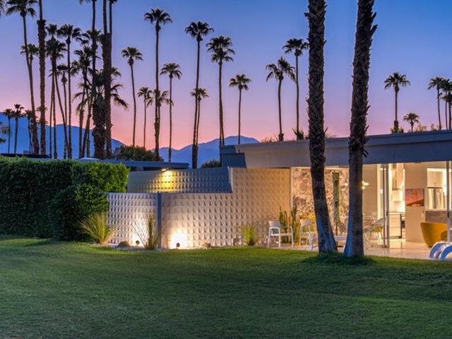 Condo for sale in Palm Springs, California