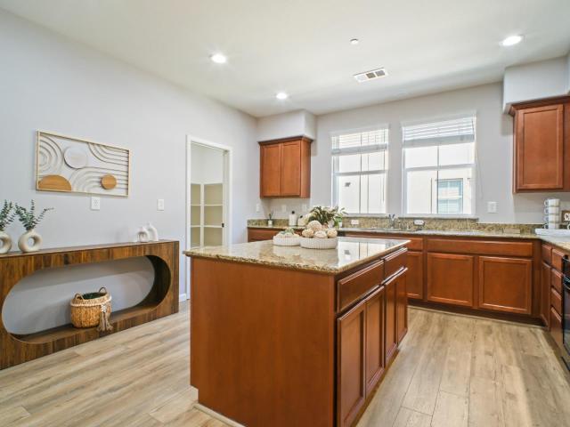Townhouse for sale in Hayward