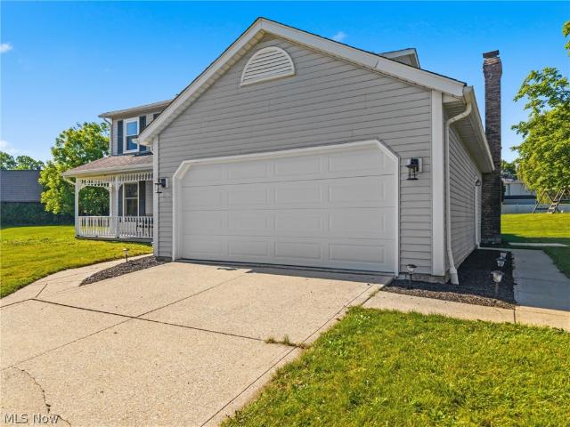 House for sale in Summit, Ohio