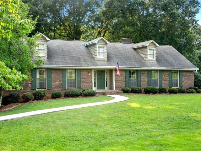 House for sale in Pfafftown, North Carolina