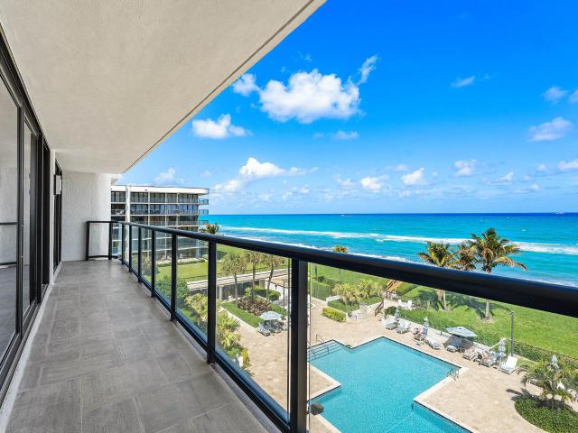 Condo for sale in Palm Beach, Florida
