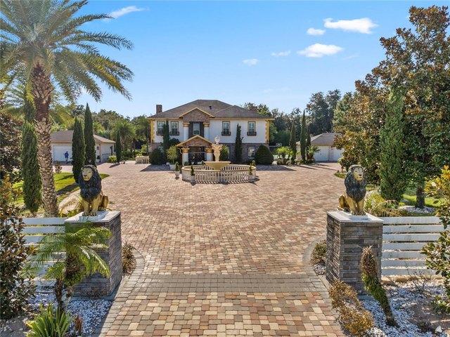 House for sale in Eustis, Lake County
